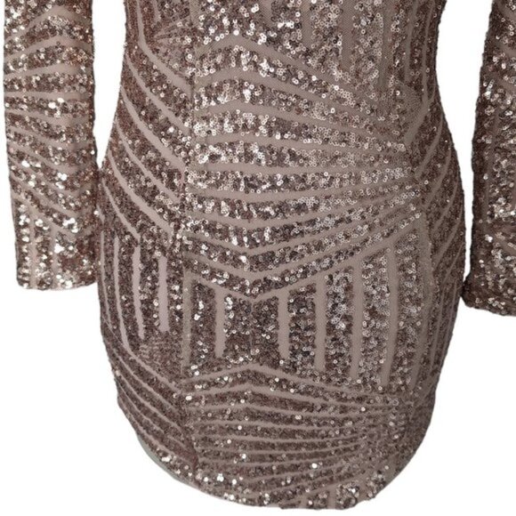 Shareen Collections Plunge Sequin Dress - Picture 5 of 5